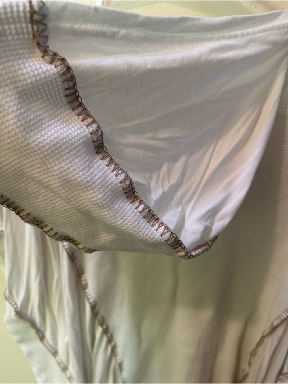 POL Women’s White Hooded Short Sleeve Top with Contrast Trim & Pockets Size L - Picture 3 of 6